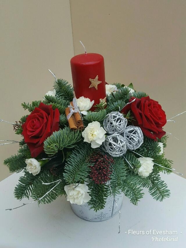 Christmas Candle  Arrangement