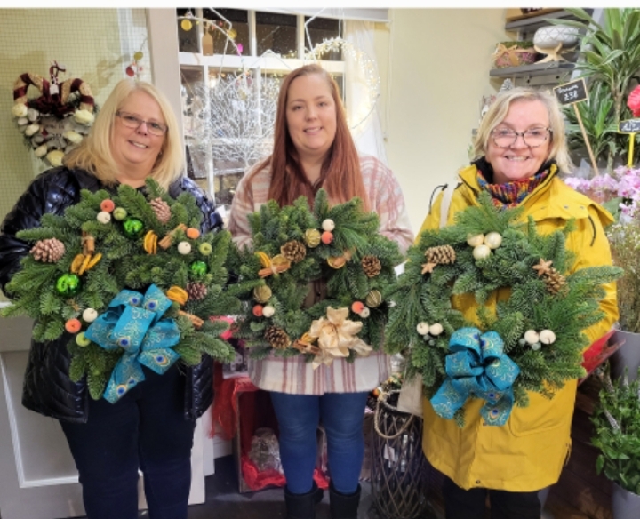 Christmas Wreath Workshop Sunday 1st December 11.00am   1.00pm   Norton Grange