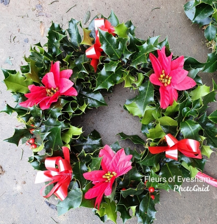 Holly Wreath Grave Posting only